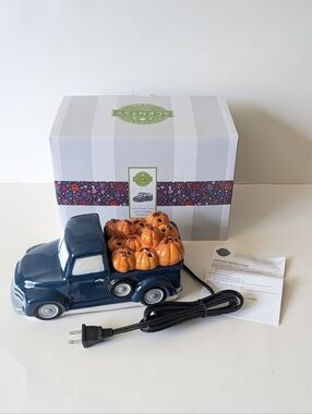 SCENTSY Retro Blue Truck with Pumpkin Delivery Lid Full Size Wax Warmer In box